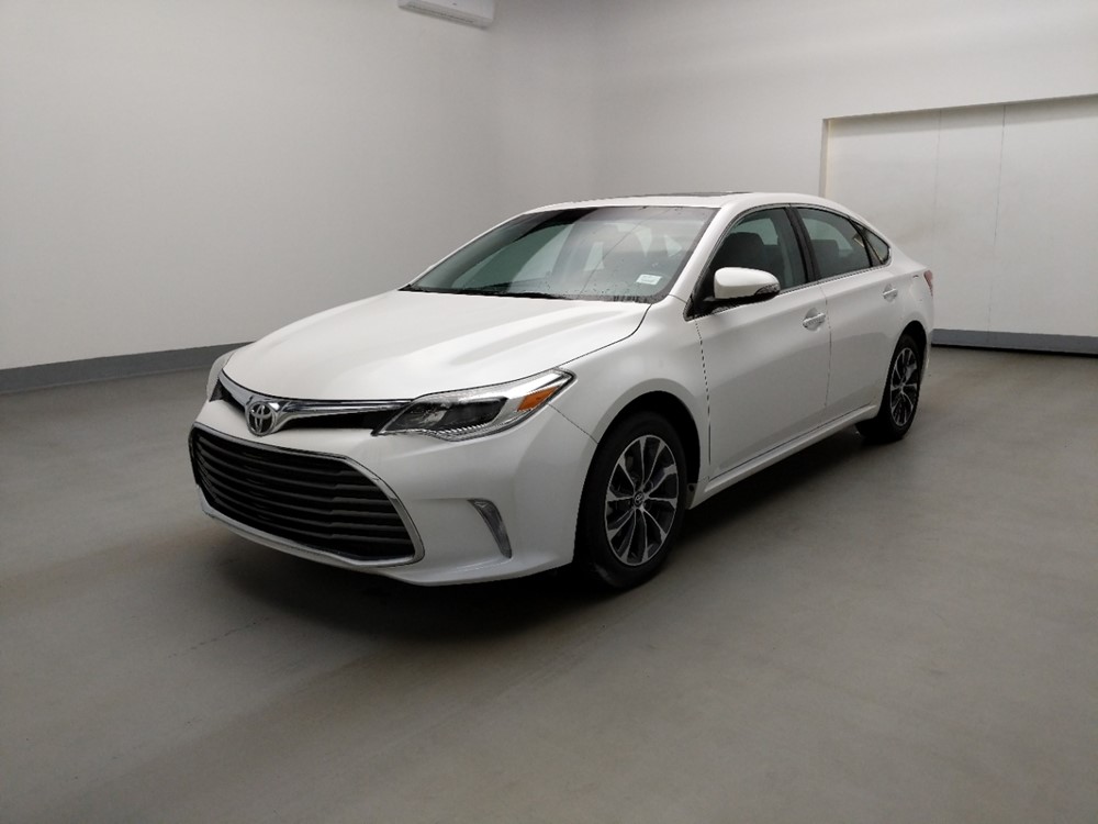 Used 2016 Toyota Avalon Driver Front Bumper