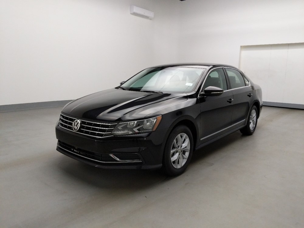 Used 2017 Volkswagen Passat Driver Front Bumper