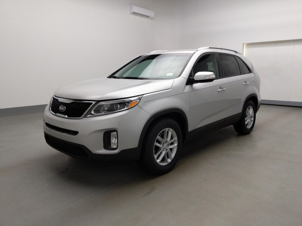 Used 2014 Kia Sorento Driver Front Bumper