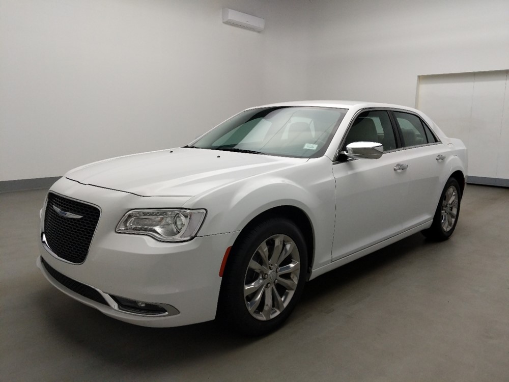 Used 2018 Chrysler 300 Driver Front Bumper