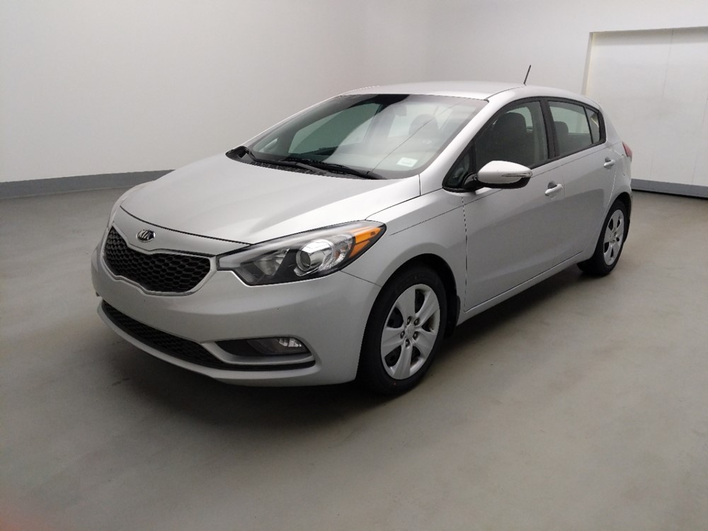 Used 2016 Kia Forte5 Driver Front Bumper