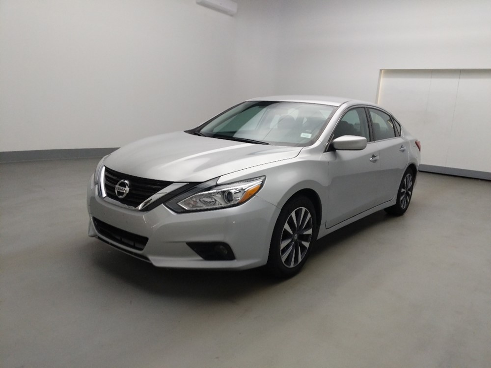 Used 2017 Nissan Altima Driver Front Bumper