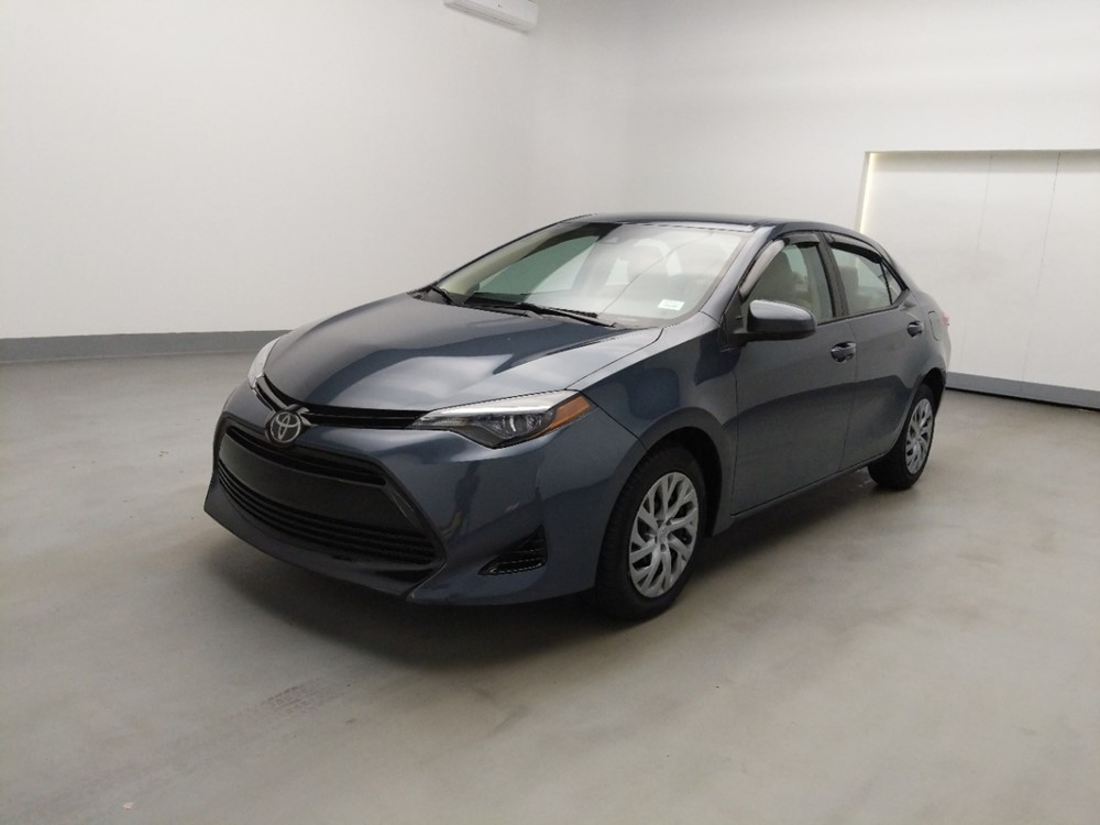 Used 2018 Toyota Corolla Driver Front Bumper