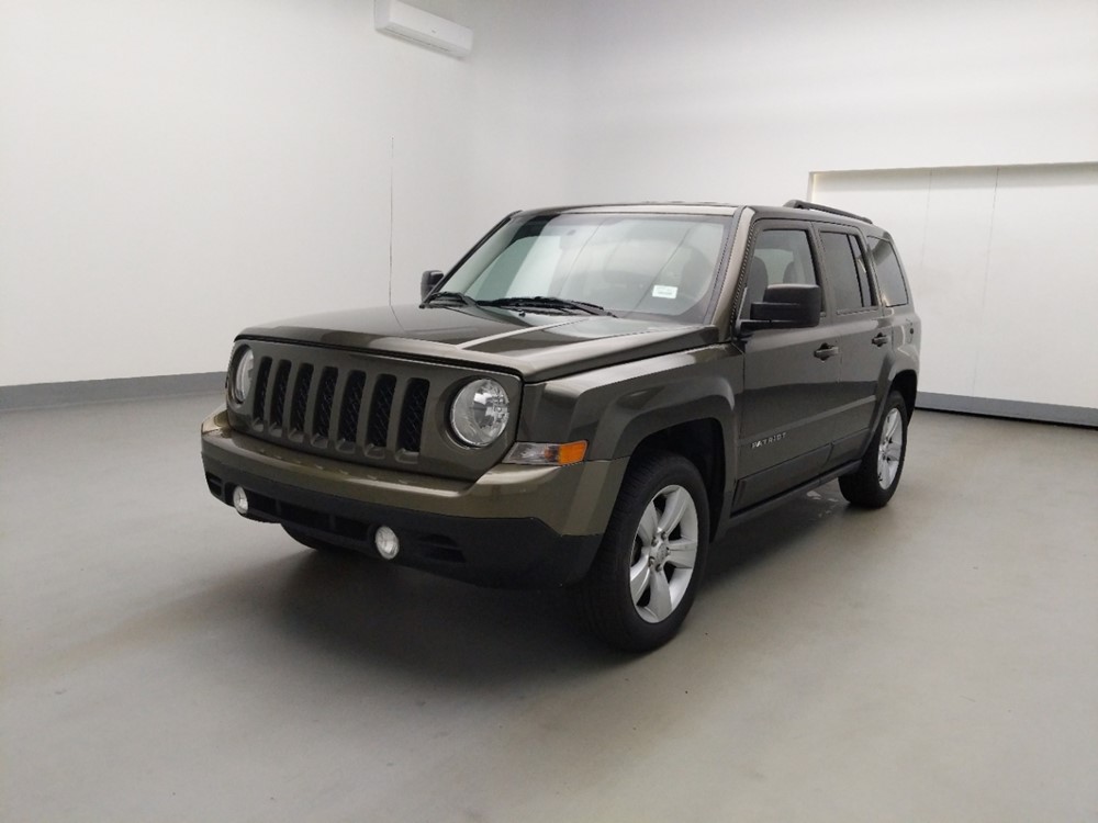 Used 2015 Jeep Patriot Driver Front Bumper