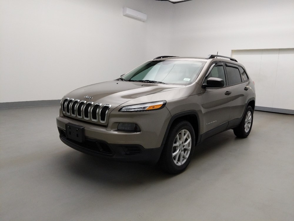 Used 2017 Jeep Cherokee Driver Front Bumper