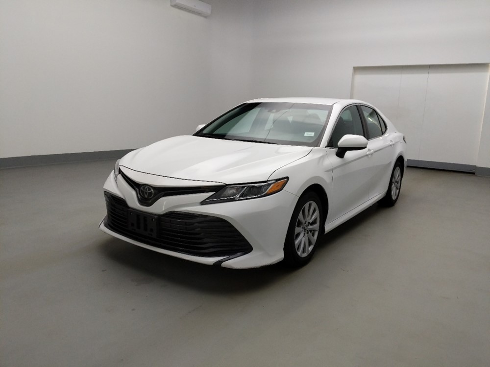 Used 2018 Toyota Camry Driver Front Bumper