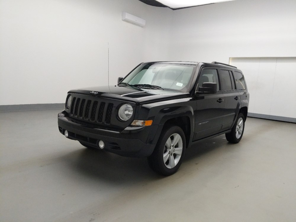 Used 2016 Jeep Patriot Driver Front Bumper