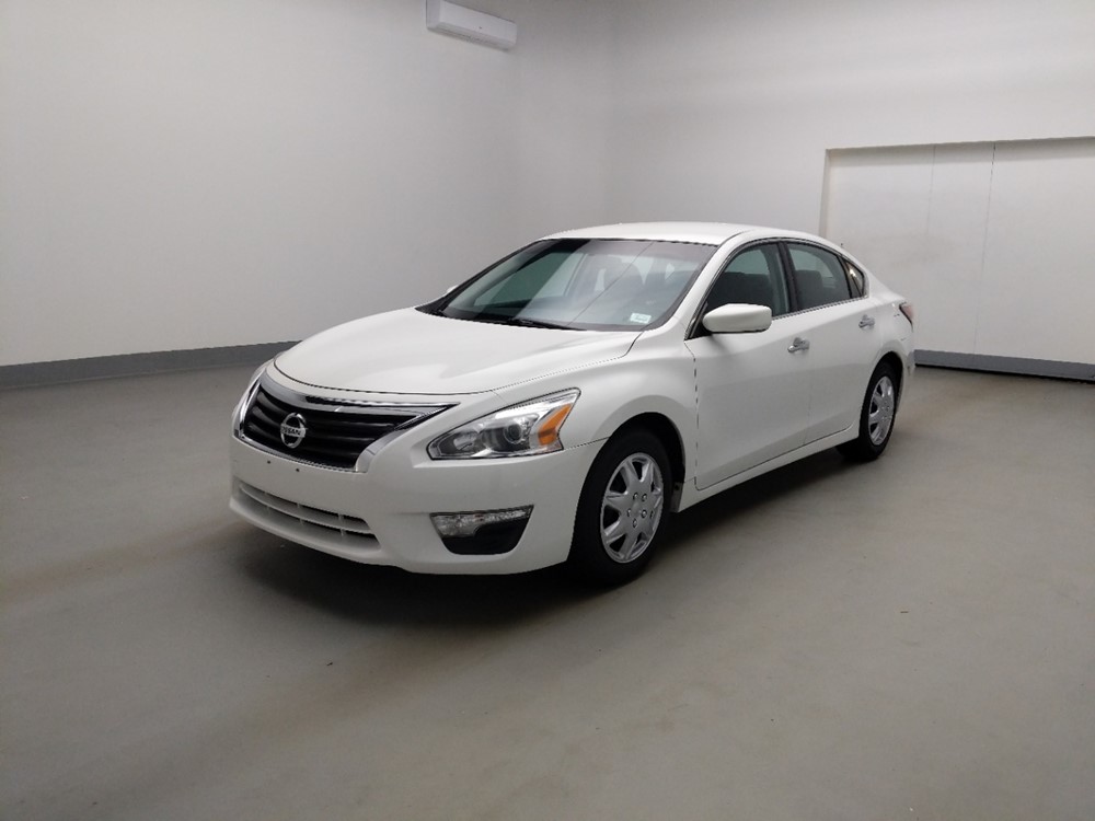Used 2015 Nissan Altima Driver Front Bumper