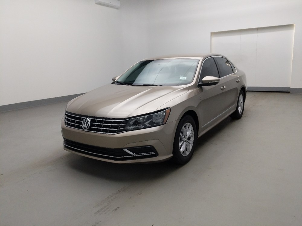 Used 2016 Volkswagen Passat Driver Front Bumper