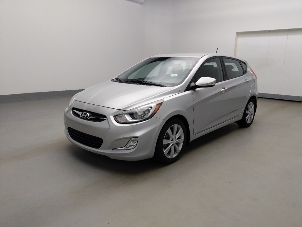 Used 2013 Hyundai Accent Driver Front Bumper
