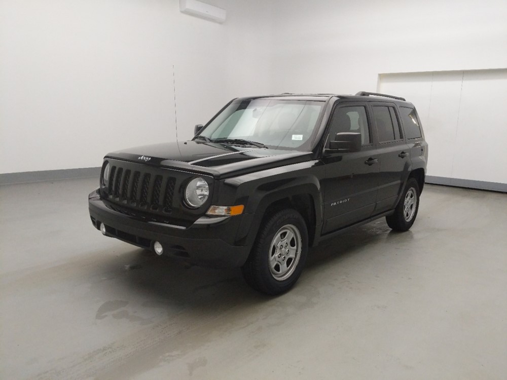 Used 2017 Jeep Patriot Driver Front Bumper