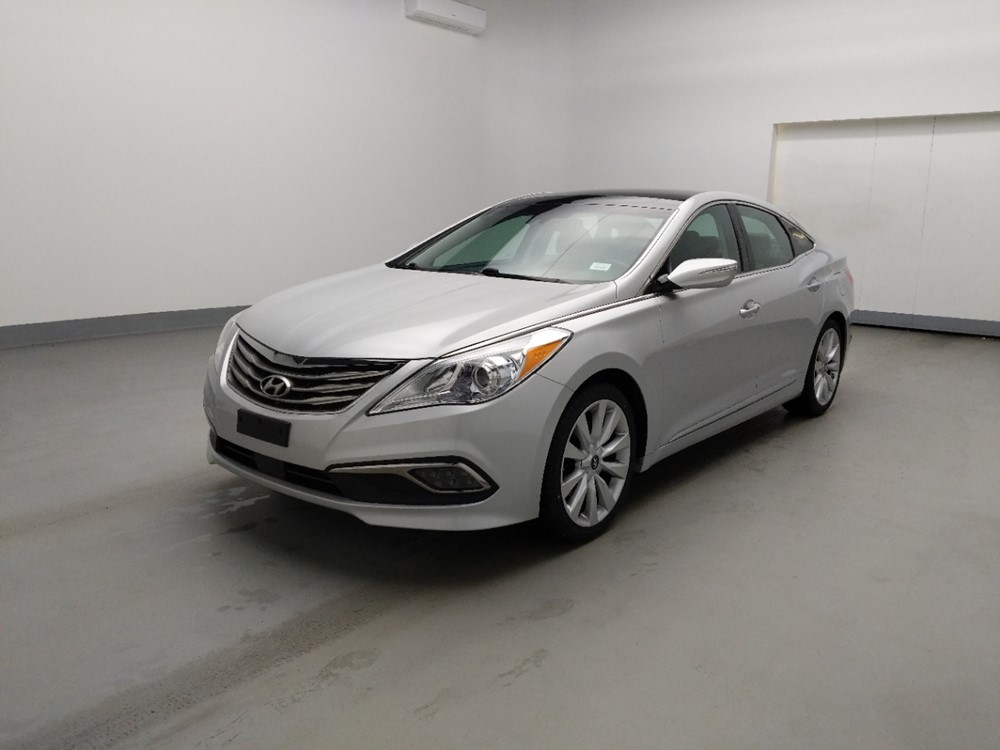 Used 2017 Hyundai Azera Driver Front Bumper
