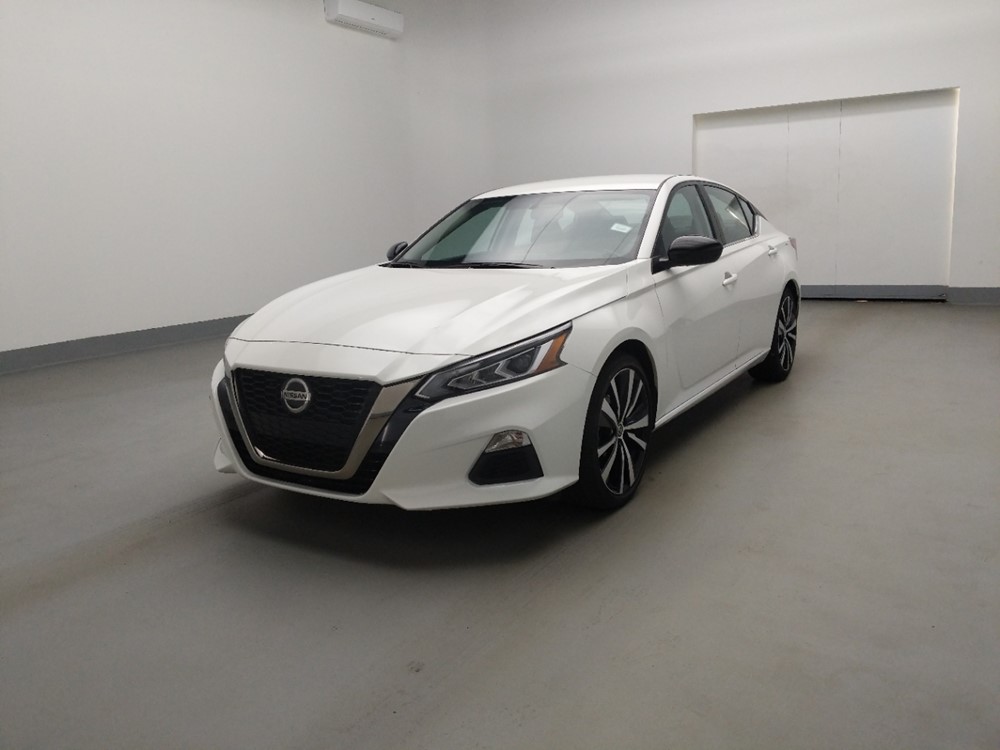 Used 2019 Nissan Altima Driver Front Bumper