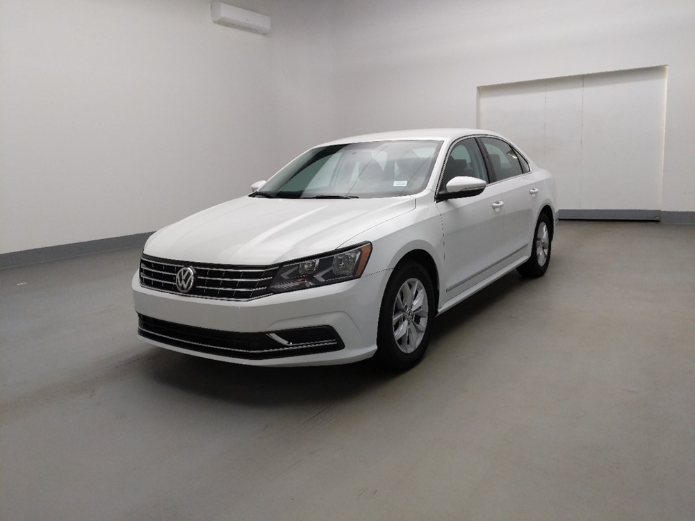Used 2017 Volkswagen Passat Driver Front Bumper