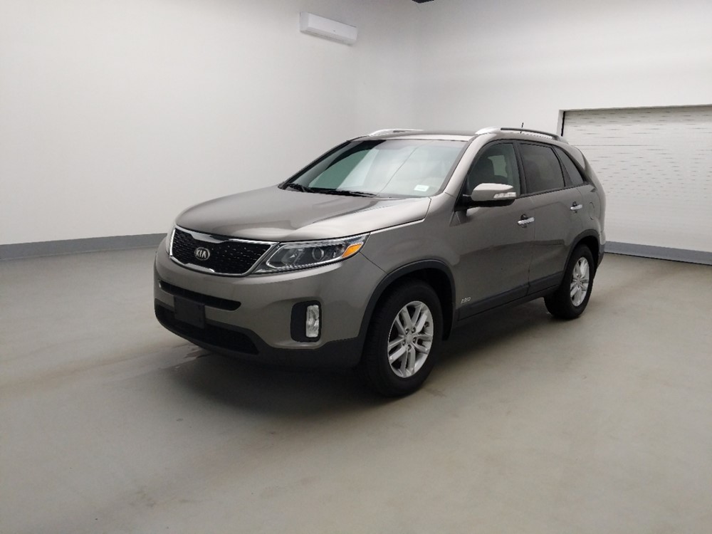 Used 2015 Kia Sorento Driver Front Bumper