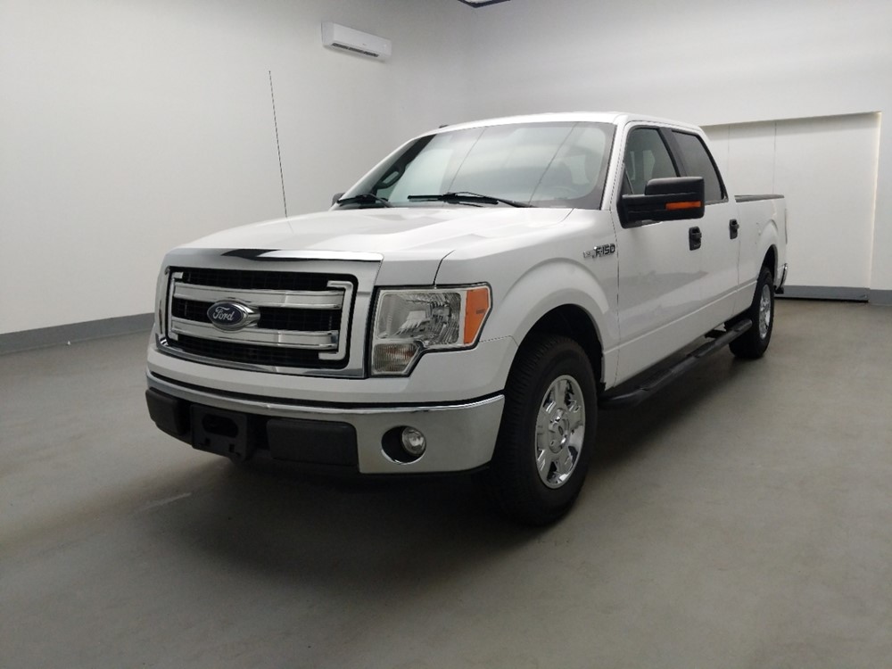 Used 2014 Ford F-150 Driver Front Bumper