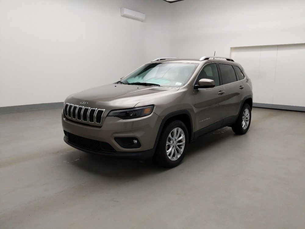 Used 2019 Jeep Cherokee Driver Front Bumper