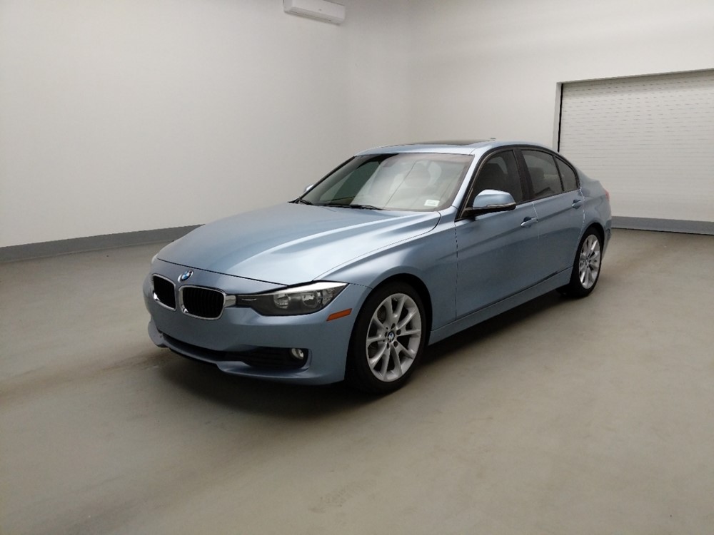 Used 2014 BMW 320i Driver Front Bumper