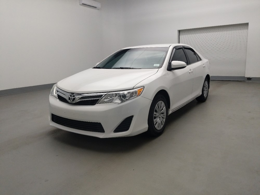 Used 2012 Toyota Camry Driver Front Bumper