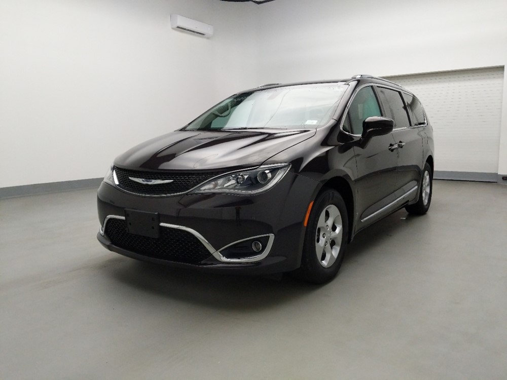 Used 2017 Chrysler Pacifica Driver Front Bumper