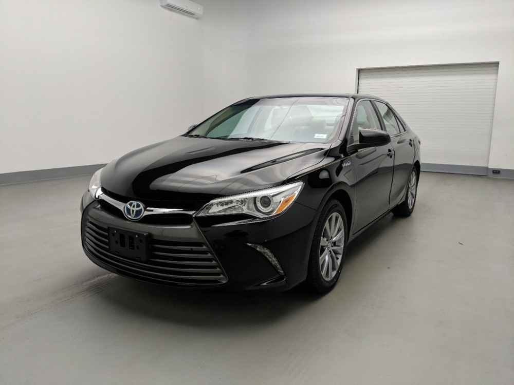 Used 2016 Toyota Camry Driver Front Bumper