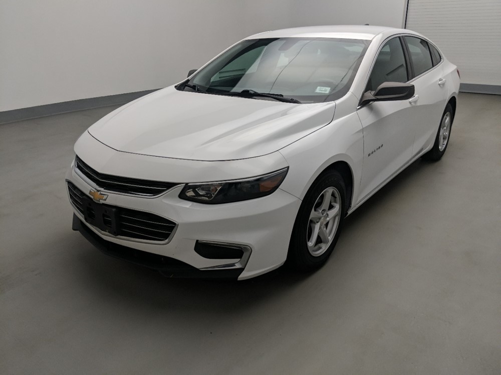 Used 2017 Chevrolet Malibu Driver Front Bumper