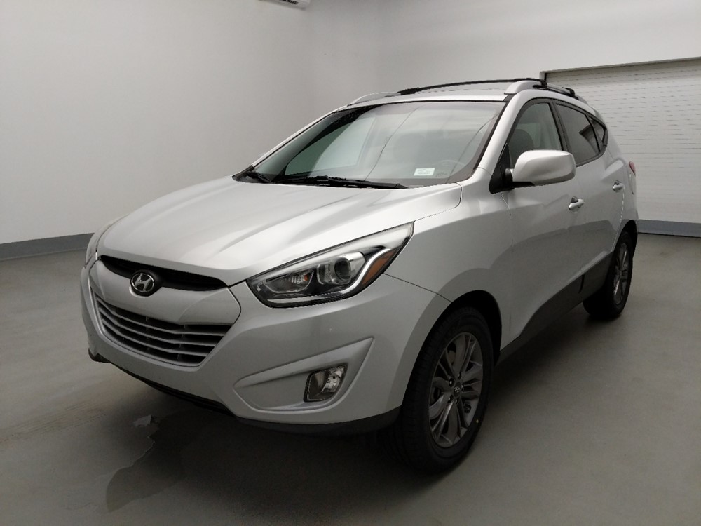 Used 2014 Hyundai Tucson Driver Front Bumper