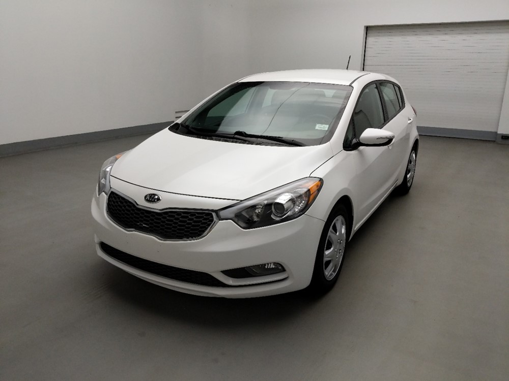 Used 2016 Kia Forte5 Driver Front Bumper