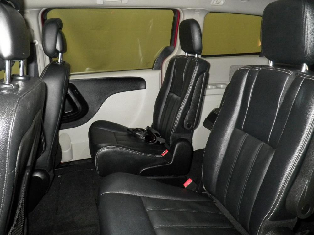 2016 Chrysler Town and Country - Trunk