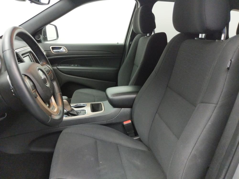 2017 Jeep Grand Cherokee - Driver Front Seat