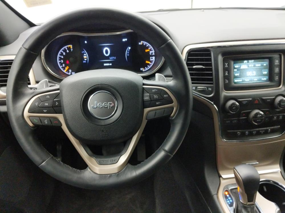 2017 Jeep Grand Cherokee - Driver Dash