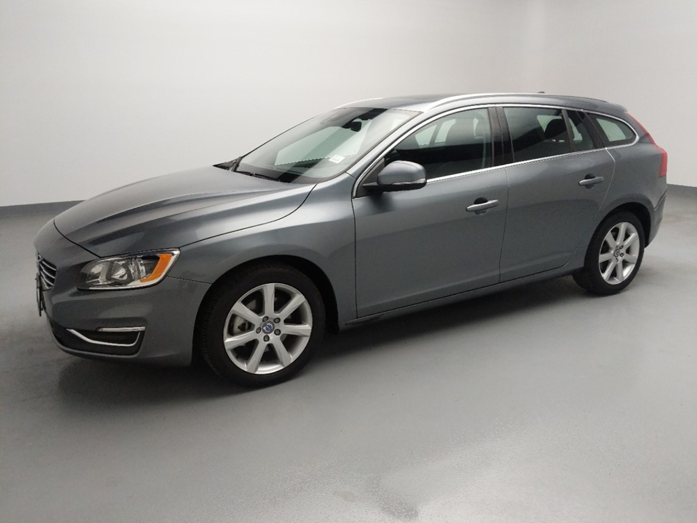 2017 Volvo V60 - Driver Front Side