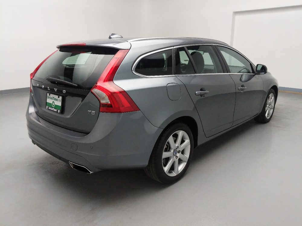2017 Volvo V60 - Passenger Rear Bumper