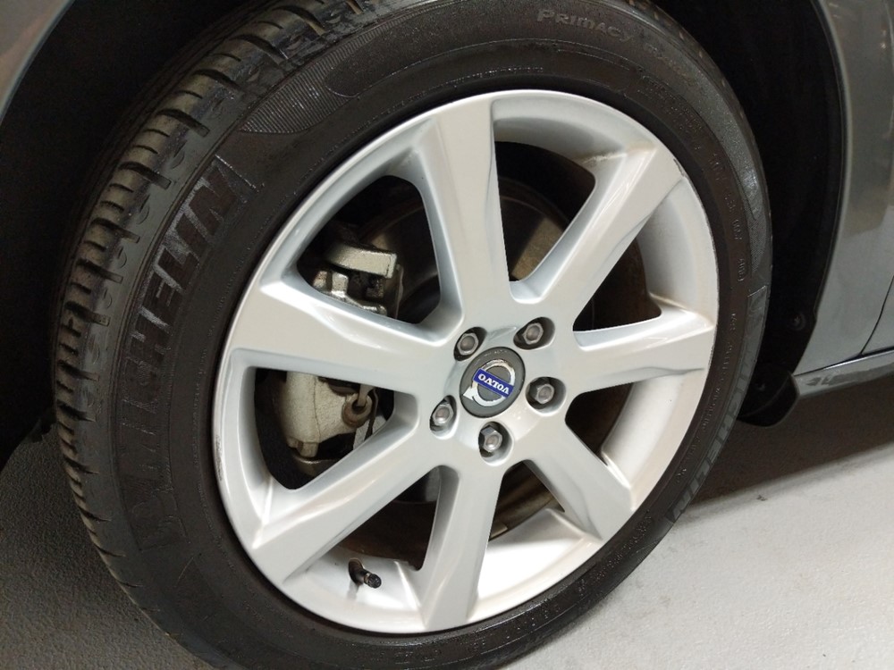 2017 Volvo V60 - Wheel