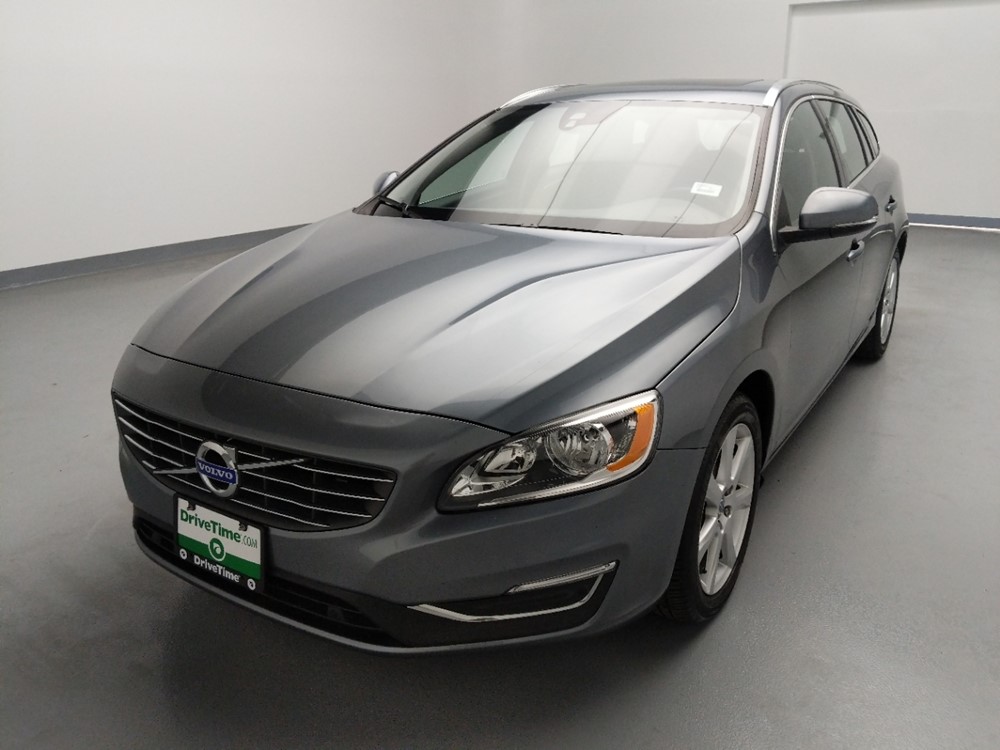 2017 Volvo V60 - Driver Front Hood