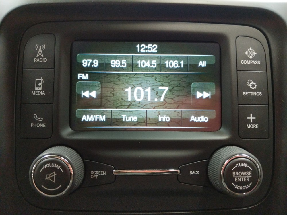 2017 Jeep Cherokee - Stereo Package