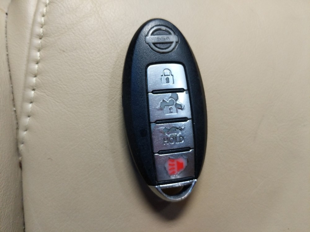 2009 Nissan Maxima - Keys