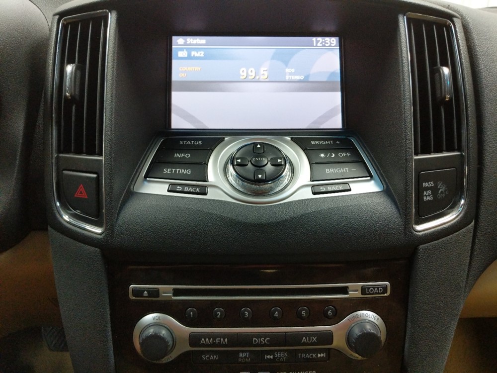 2009 Nissan Maxima - Stereo Package
