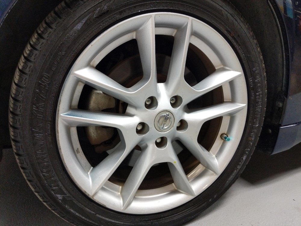 2009 Nissan Maxima - Wheel
