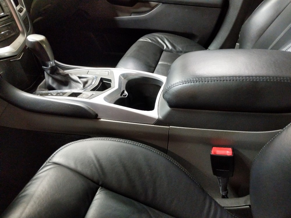 2010 Cadillac SRX - Center Console/Cup Holders
