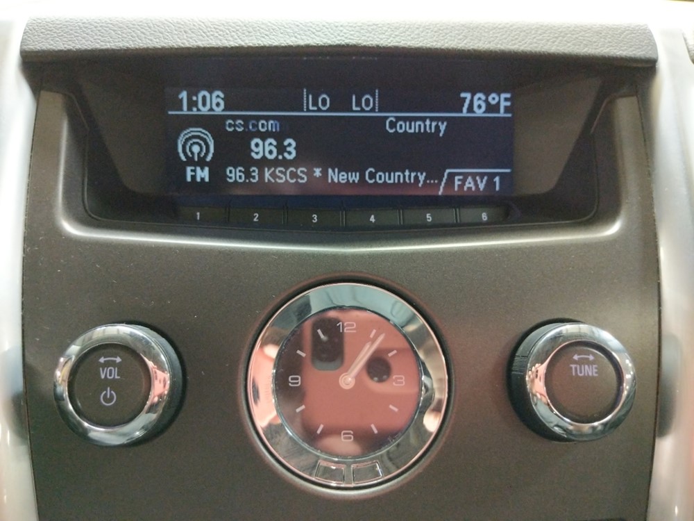 2010 Cadillac SRX - Stereo Package