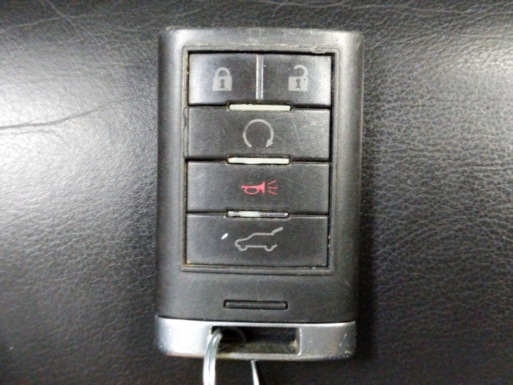2010 Cadillac SRX - Keys