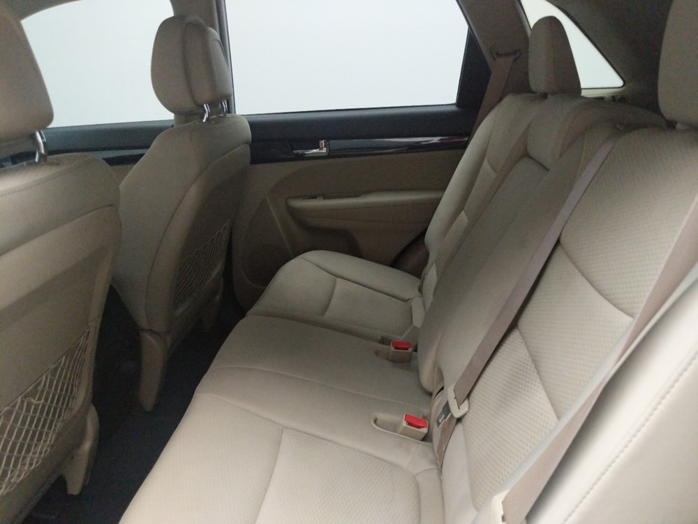 2011 Kia Sorento - Driver Rear Seat