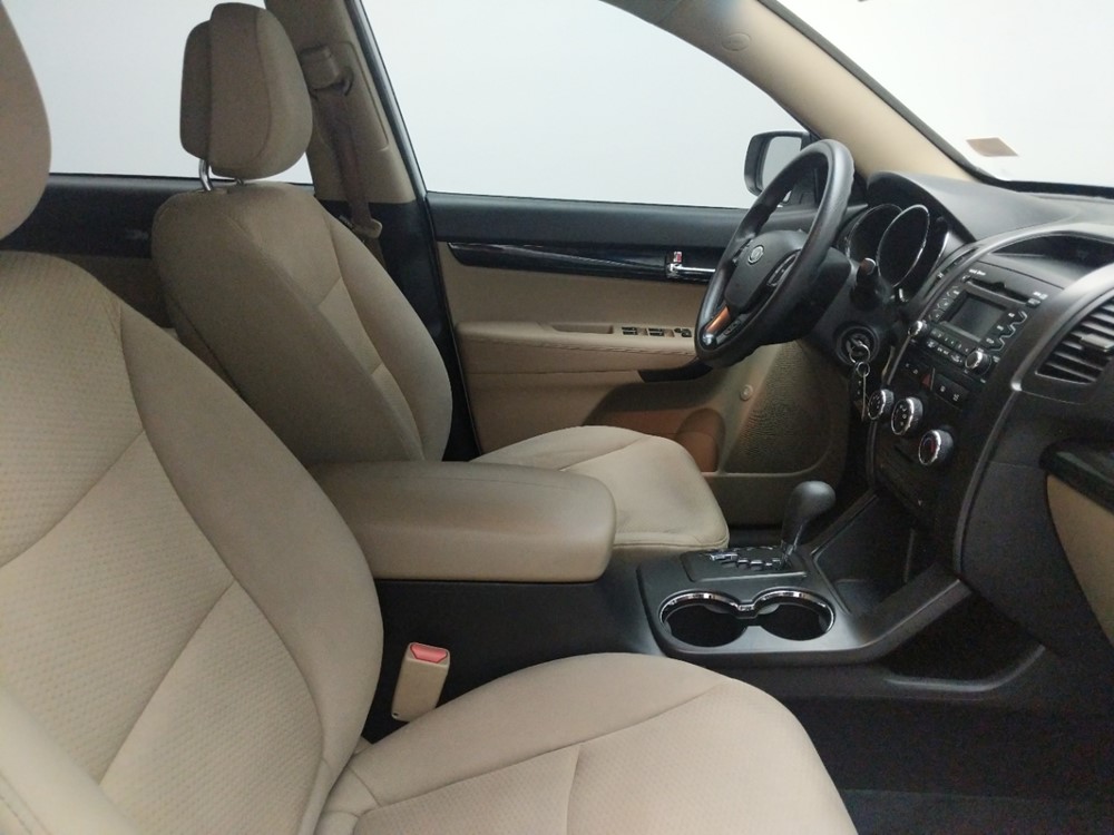 2011 Kia Sorento - Passenger Front Seat