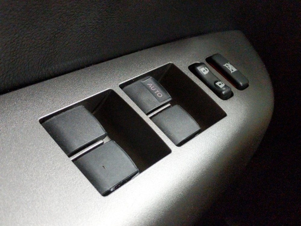2012 Toyota Tundra - Driver Power Windows/Lock Control