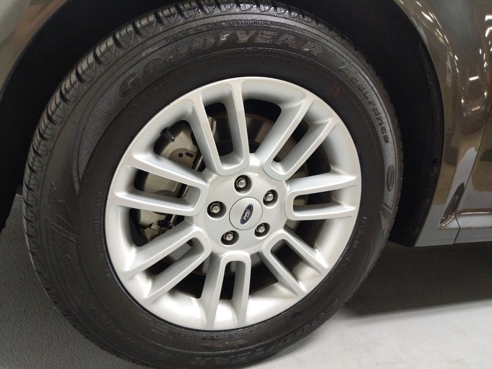 2016 Ford Flex - Wheel