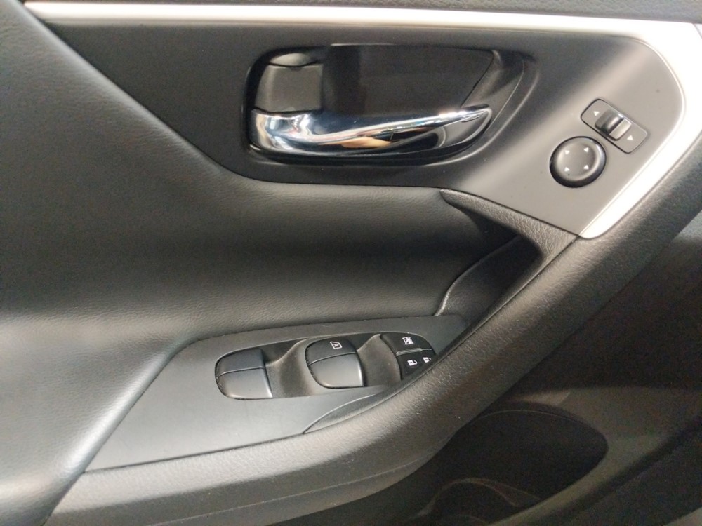 2017 Nissan Altima - Driver Power Windows/Lock Control