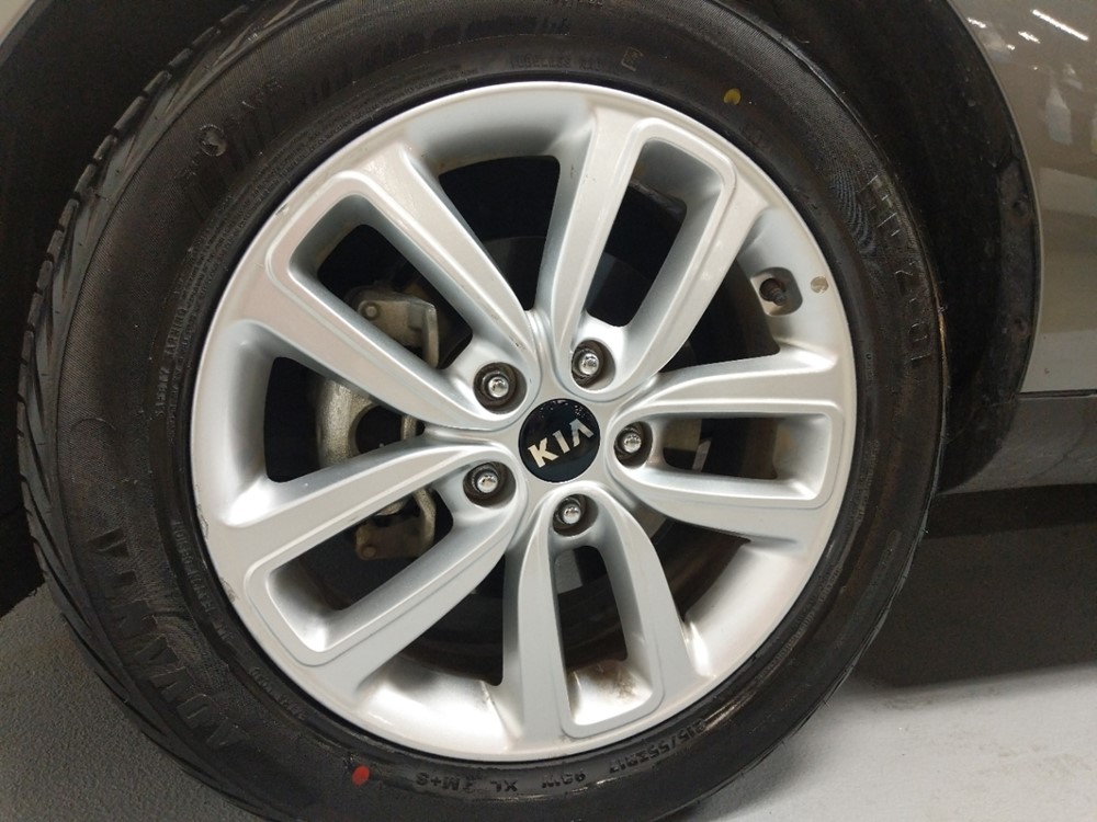2017 Kia Soul - Wheel