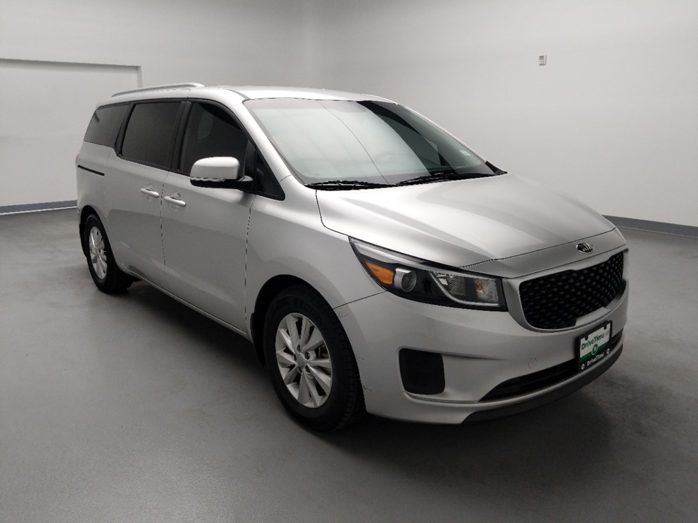 2016 Kia Sedona - Passenger Front Bumper