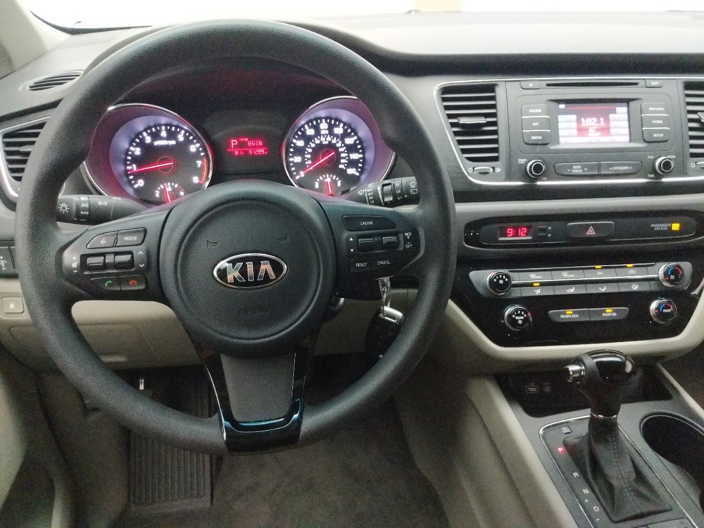 2016 Kia Sedona - Driver Dash